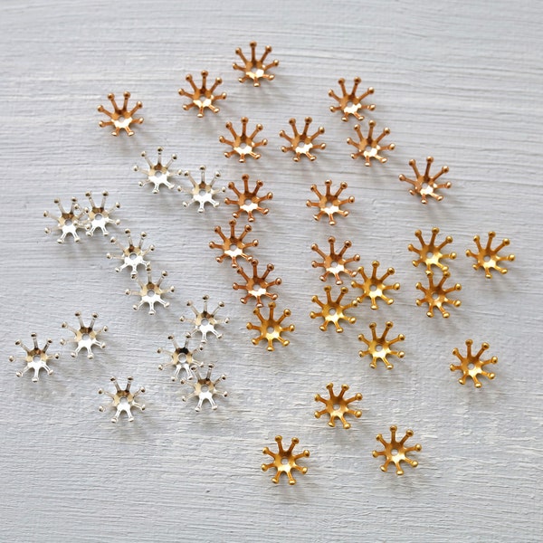 30 PCS  10mm Flower Center Beads. brass bead caps. flower stamen bead caps. flower bead caps. hair accessory supply