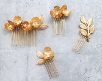 Brass Flower Hair Combs. gold flower hair accessory. bridal hair jewelry. three petals flowers wedding hair accessories