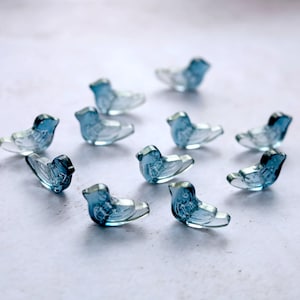 10 PCS 20mm Bird Beads. glass bird bead. indigo gold shimmer bird beads. jewelry earrings making supply