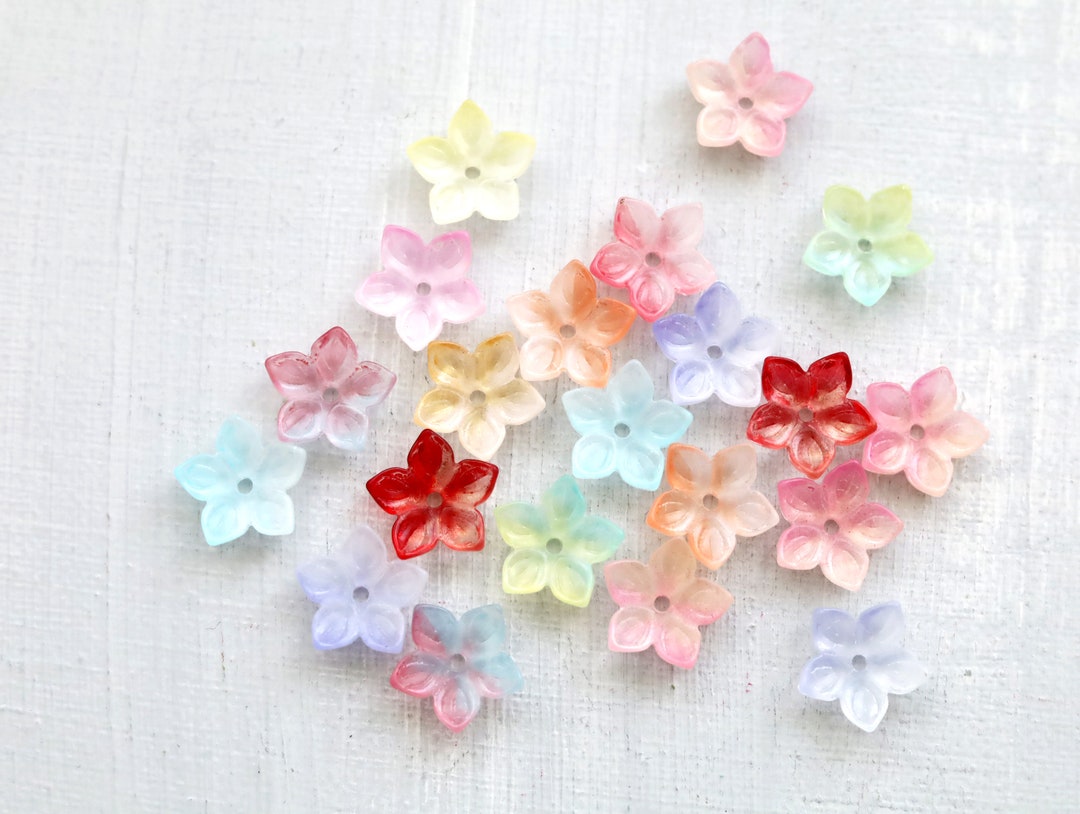 20 PCS 15mm Flower Beads. 5 Pointed Petals Glass Flower Beads. Mix
