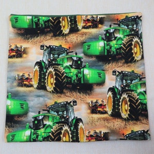 Beanie hat, tractor green Loopschal