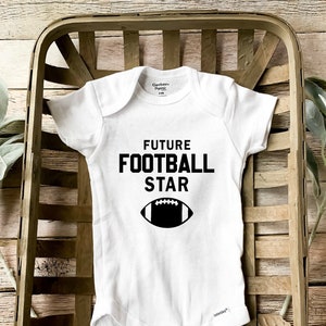 Future Football Star SVG e PNG para Onesie / Baby Athlete / Football Dad Instant Download / Newborn Baby SVG para Cricut e Silhouette