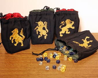 With heraldic motif (unicorn, wolf, deer, lion) embroidered and lined cube bag with drawstring and stopper