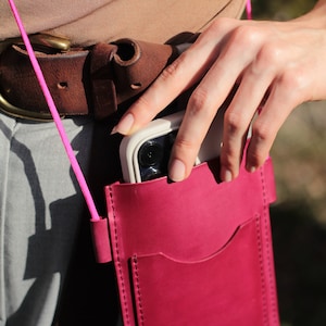 Leather Phone Crossbody Bag: Slim Cell Phone Shoulder Purse