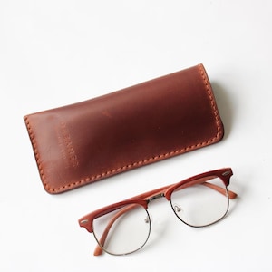 Handmade Crazy Horse Leather Glasses Case: Slim Eyeglasses Holder