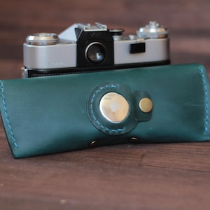 Custodia per occhiali Airtag in pelle personalizzata, sottile, per occhiali, borsa per occhiali da sole Airtag in pelle con scatola per occhiali Airtag personalizzata