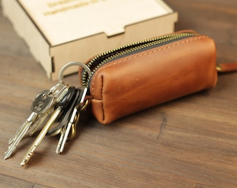 Schlüsselanhänger-Geldbörse, Schlüsselhalter, kleine braune Reißverschlusstasche aus Leder, handgemachter Schlüssel-Organizer mit Monogramm, individuelles Schlüsseletui aus Leder, Schlüsseltasche mit Reißverschluss