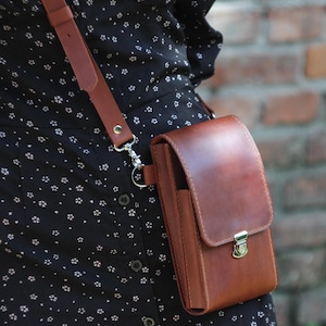 Sac bandoulière en cuir pour téléphone personnalisé Sac à main personnalisé pour téléphone portable Pochette en cuir pour téléphone portable Cadeau pour elle Sac à main en cuir personnalisé