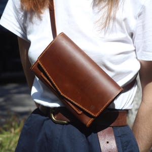 Leder Gürteltasche Fanny Pack für Frauen Custom Hip Bag Braun Leder Beutel Crossbody Handytasche Handyhalter Muttertagsgeschenk