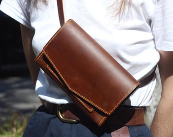 Braune Leder Gürteltasche: Hüfttasche, Crossbody-Handyhalter