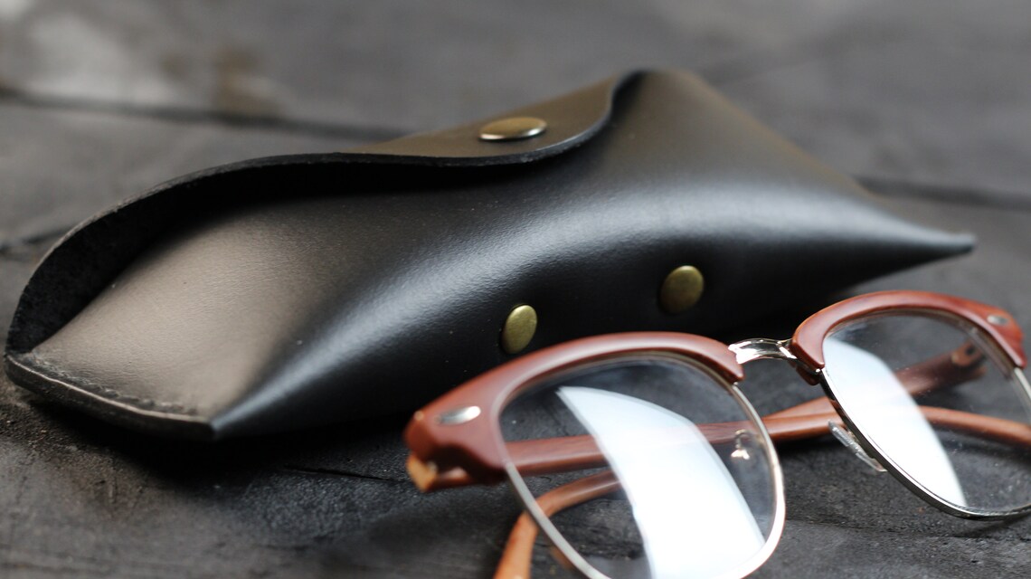 Leder Brillenetui Mit Druckknopf - Weiche Schutzbox Für Reisen & Alltag