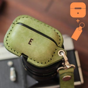 Airpod Case Keychain Leather Genuine Distressed for AirPods Pro 2 1 Christmas Gift Airpod Case Bluetooth Wireless Headphone Custom Gift