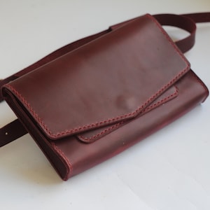 Riñonera de cuero de verano, riñonera de cuero marrón, riñonera de cuero hecha a mano, riñonera de cuero minimalista, riñonera, cartera, regalo para ella