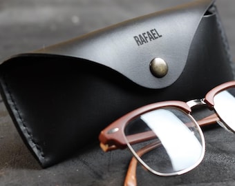 Slim Leather Glasses Case: Personalized Eyeglass Pouch - Elegant Protection