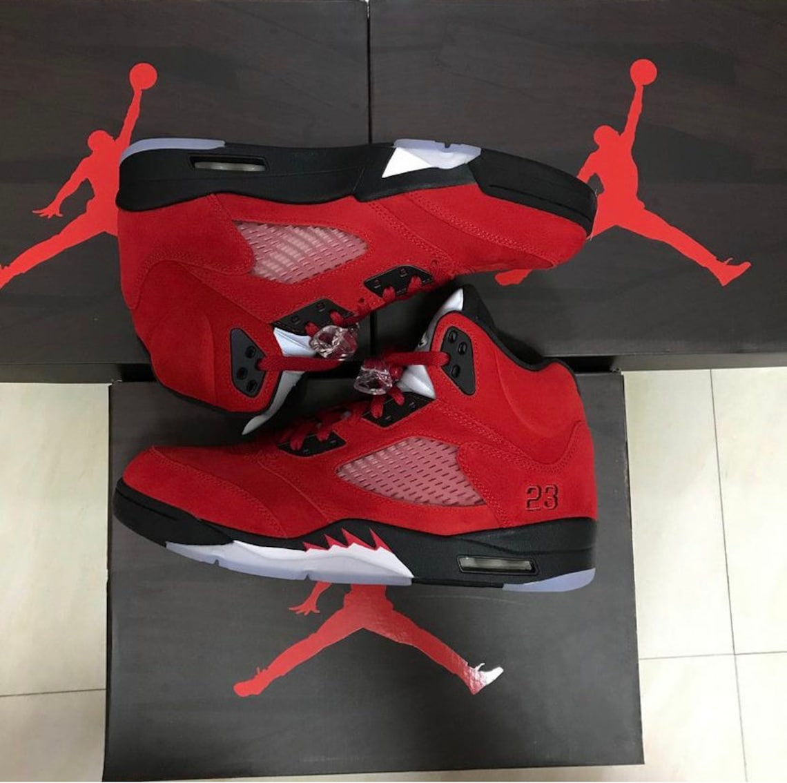 raging bulls 5 retail