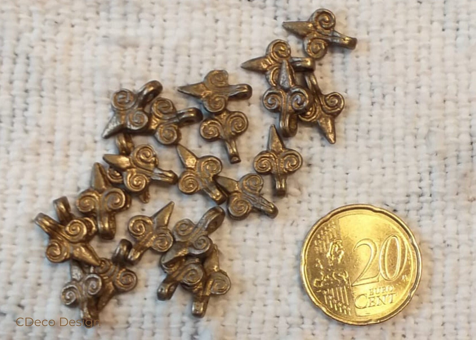 Pack of 20 bronze beads handmadeusing the lost wax technique