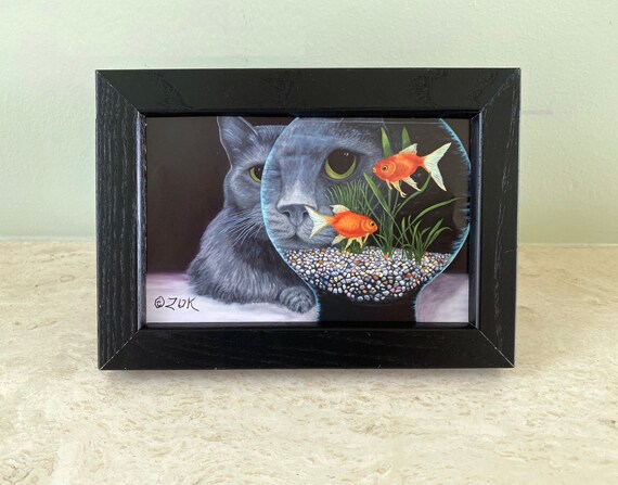 グレーキャットの金魚鉢アート：サイン入り額入りプリント、猫好きへの