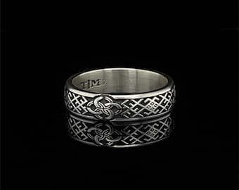 Celtic Knot Silver Ring, 6mm Unisex Wedding Band, Vintage Irish Jewelry, Minimalist Engagement Gift