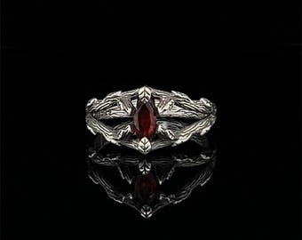 Garnet Gemstone Ring in Vintage Style, Unique Family Tree Jewelry, Life & Love Symbol