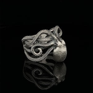 Silver Octopus Ring, Signet Ring For Men, Art Octopus Ring, Animal Jewelry, Mens Womens Gift Handmade Ring, Oxidized Tentacle Ring