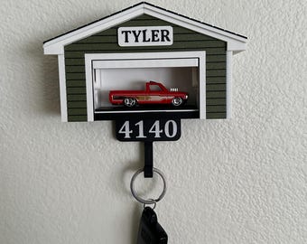 3D Printed Key Holder with Garage | Hot Wheels Display, Custom Name & Address Sign
