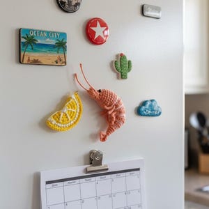 Crochet Shrimp & Lemon pattern - Amigurumi seafood and citrus - Bag charm, keychain, magnet image 5