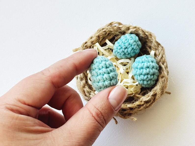 Crochet Bird Pattern - Robin with Nest and Eggs - PDF tutorial image 5