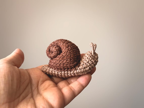 Snail Crochet Pattern - Realistic Micro Crochet Amigurumi Miniature Woodland Creature PDF tutorial