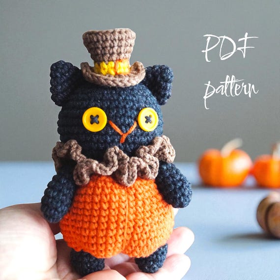 Crochet Black Cat Pattern: Spooky Halloween Amigurumi (PDF)