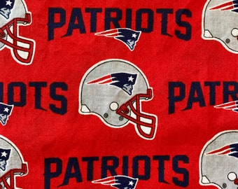 Red Patriots Face Mask