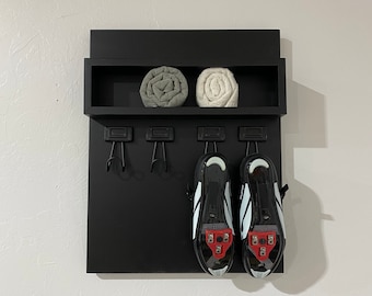 Home Gym Shelf: Shoe Organizer