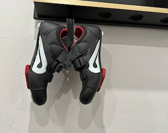 Tonal Shelf Shoe Hook Hanger works with all Tonal clips and connectors