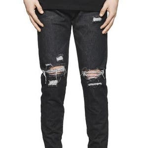 Essential Destroyed Denim – Stonewash Black