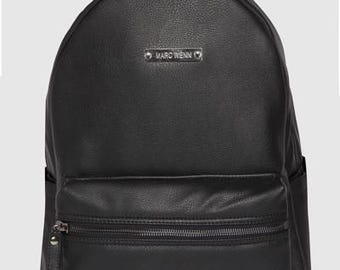 Essential Commuter Backpack. Black