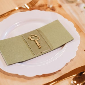 Custom Acrylic Place Cards // Wedding Place Cards, Acrylic Wedding Place Cards, Acrylic Name Cards, Hand Painted Acrylic Place Cards