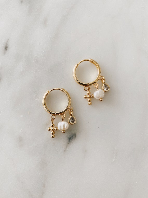 Charmed earrings deals