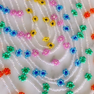 Beaded Daisy Chain Choker Necklace | Beaded Flower Necklace | Seed Bead Flower Necklace