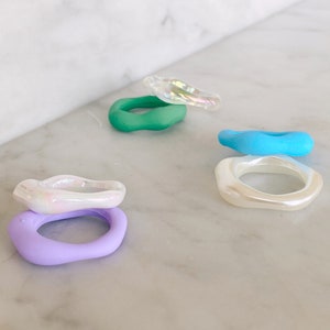 Wavy Ring Set | Colorful Plastic Ring Set | Clear Plastic Rings | Matte Plastic Rings | US Size 6