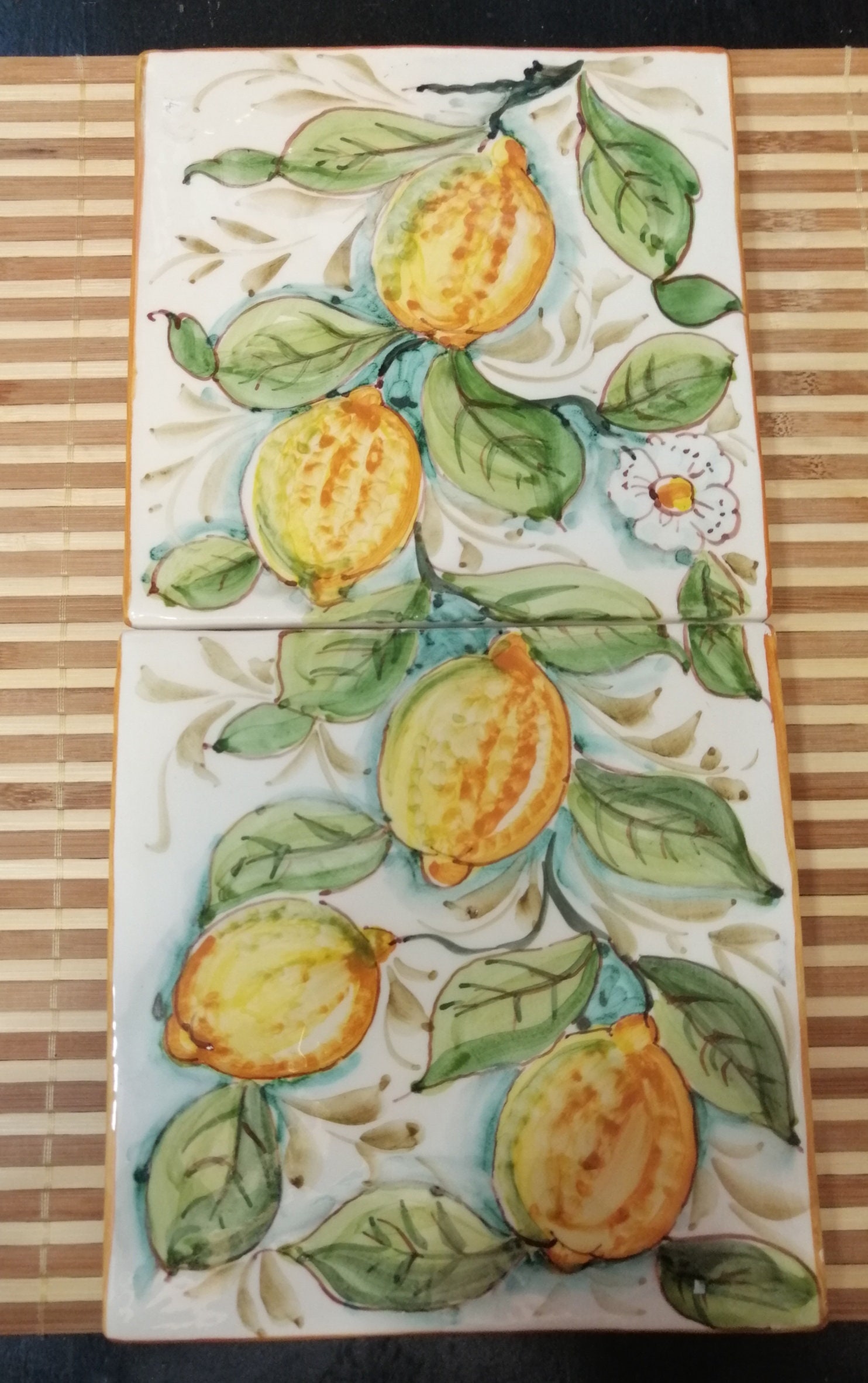 Masaico di ceramiche e legno tile decoration wall plate pottery hand made in Italy. Artisan ceramics entirely handmade