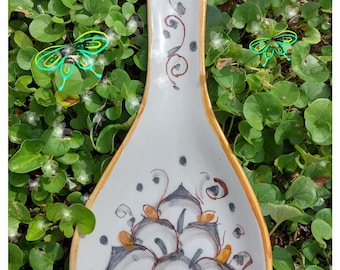 Spoon rest 25 cm (10 inch) hand made reproduction of the historical Italian pieces. We send you with a guarantee. All piece made in by us