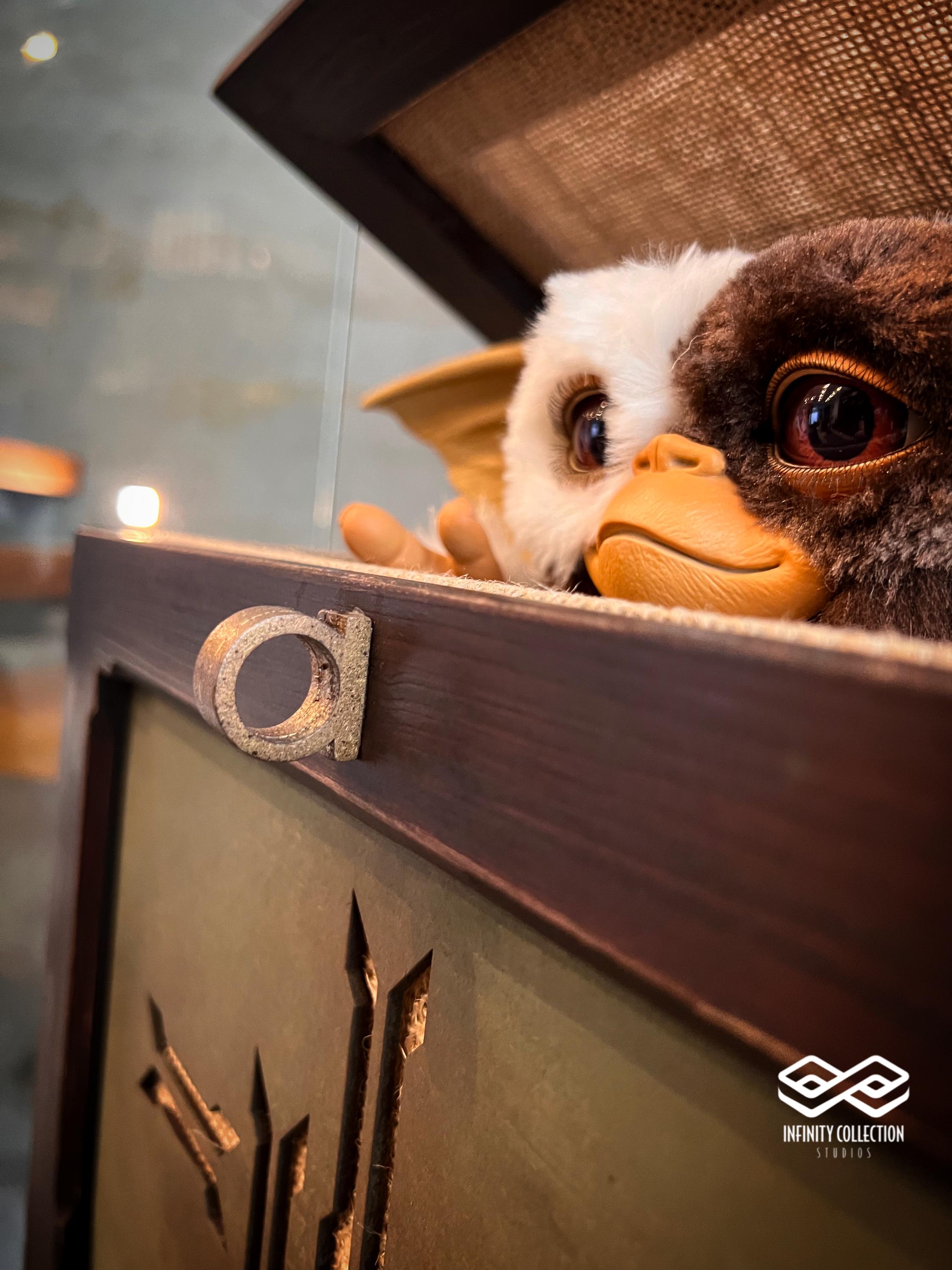 Deluxe Gizmo Chest Gremlins - Etsy