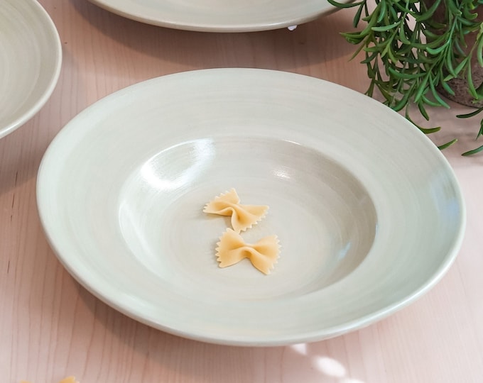 Sandstone Handmade Pottery Pasta Wide Rim Plate