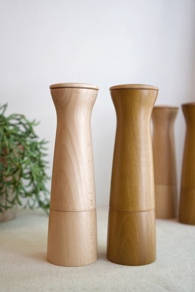 Wooden Salt and Pepper Grinder, Wood Pepper Grinder, Handcrafted Salt and Pepper Mill, Pepper shaker,Salt and Pepper Shaker, Home Gifts