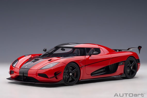 Koenigsegg Agera RS Chili Red With Black Accents 1 18 Model Car