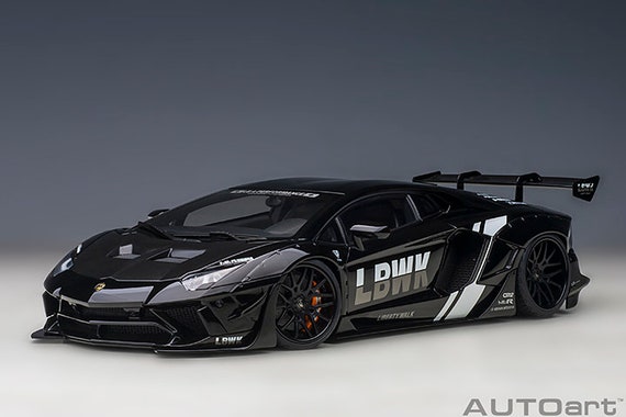 1/18 リバティーウォーク LB-WORKS ランボルギーニ アヴェン