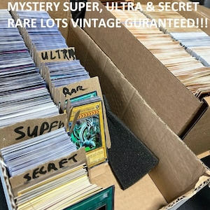 Yugioh FOIL Veel Supers, Ultras, geheimen en meer 20 + authentieke Konami TCG-kaarten VINTAGE gegarandeerd