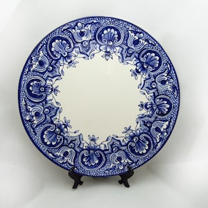 Hand painted plate. Ceramic plate. Decorative painted plate.