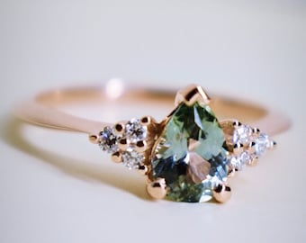 Teal Green Sapphire Ring 14K Gold,Montana Sapphire Engagement Ring,Montana Sapphire Pear,Montana Sapphire Ring,Teal Sapphire Ring