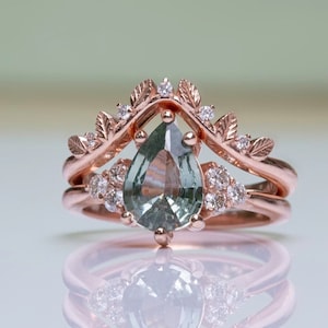 Pastel Green Sapphire and Diamond Engagement Ring,Nature Inspired Ring,Leaf Engagement Ring,Mint Green Sapphire Ring,Unique Engagement Ring