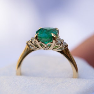 Natural Emerald Engagement Ring w/ Diamonds,Diamond Emerald Ring,Emerald Wedding Ring,Oval Cut Engagement Ring,Unique Engagement Ring
